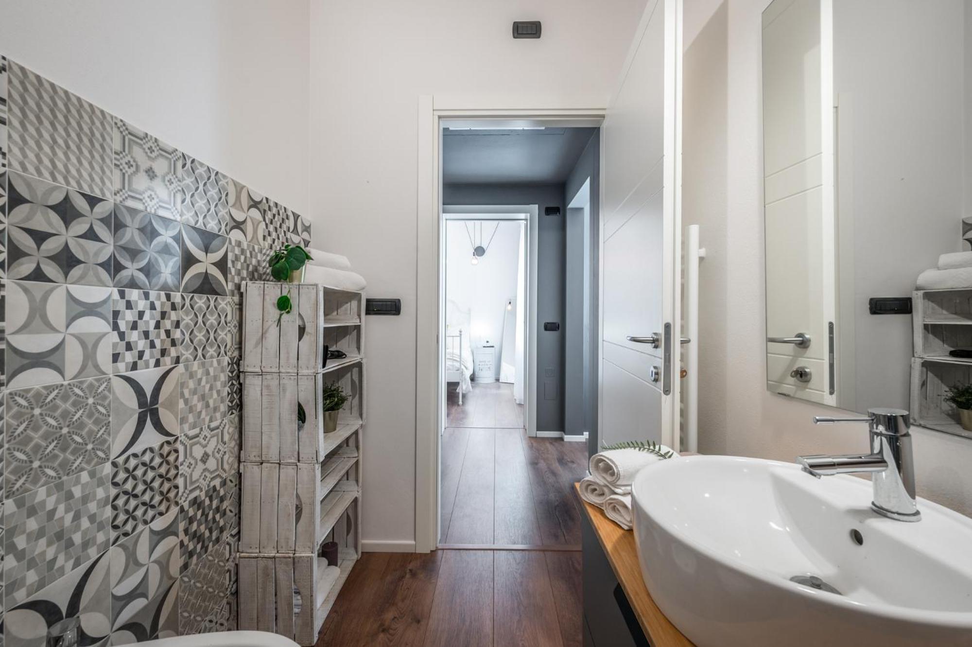 Residenza Bella Vita, Eleganza In Centro Apartment Modena Bagian luar foto